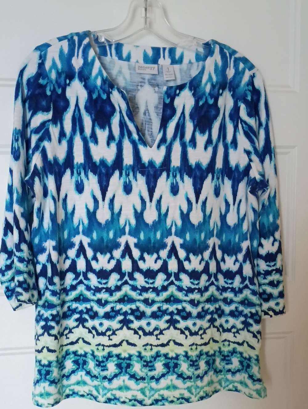 Chico's Blue & White V-Neck Women's Top - 1